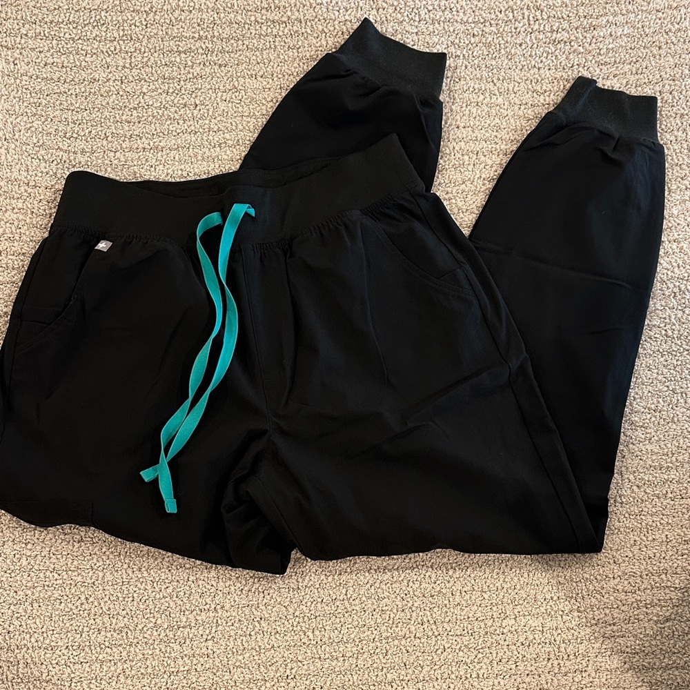 Figs Medium Black Jogger Pants